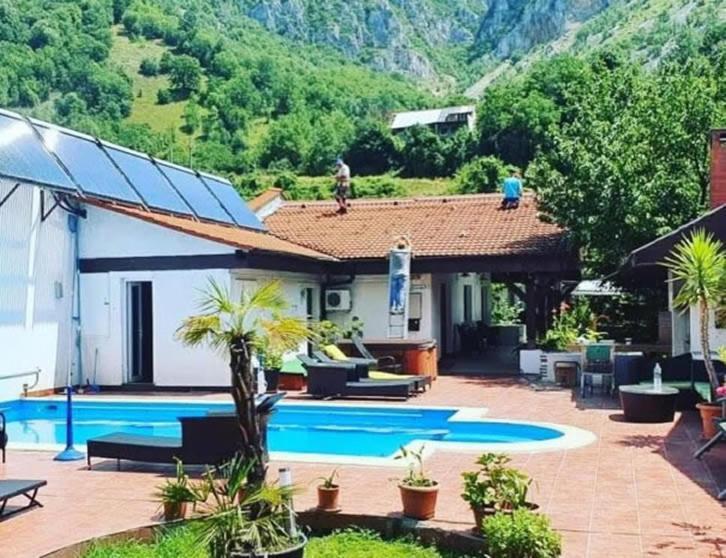 Pensiunea La Dolce Vita Băile Herculane Esterno foto