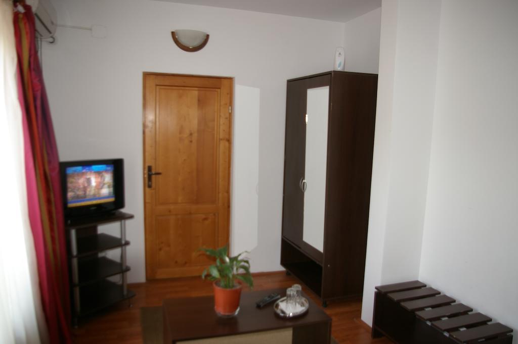 Pensiunea La Dolce Vita Băile Herculane Esterno foto
