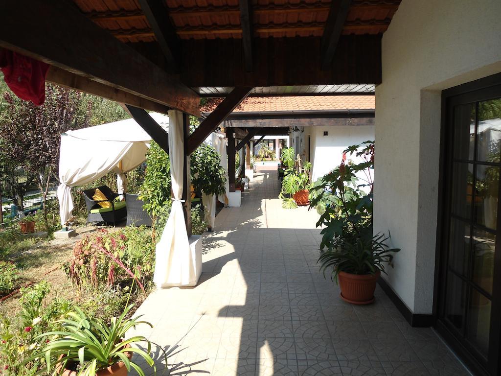 Pensiunea La Dolce Vita Băile Herculane Esterno foto